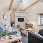 The Hut Retreat *