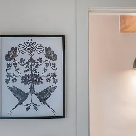 度假居 The Hut Retreat 柯比朗斯代尔