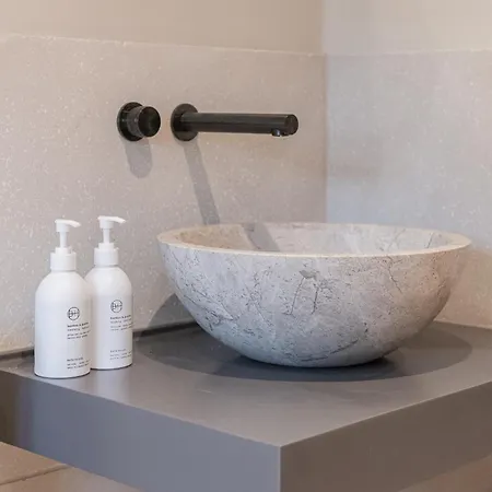 The Hut Retreat 柯比朗斯代尔