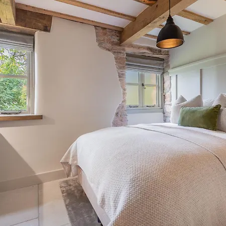 The Hut Retreat Holiday home *
