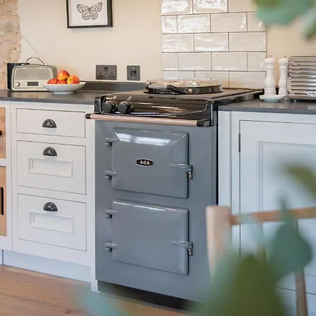 בית נופש The Hut Retreat קירבי לונסדייל